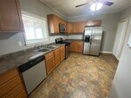 Foto principal - 4BR/2BA - Close to shopping, campus, downt...