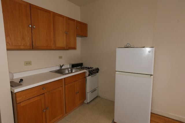 Foto del edificio - 1055 W George