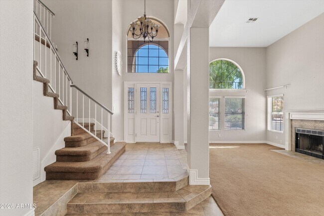 Foto del edificio - 1300 N Sycamore Ct