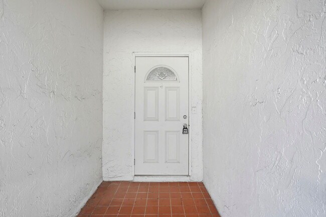 Foto del edificio - 13526 Fountain View Blvd