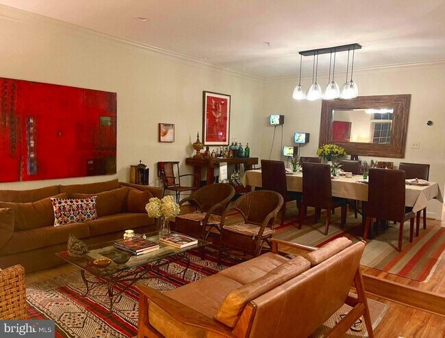 Foto del edificio - 8406 Bells Ridge Terrace