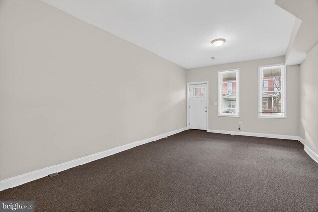 Foto del edificio - 2942 Arunah Ave