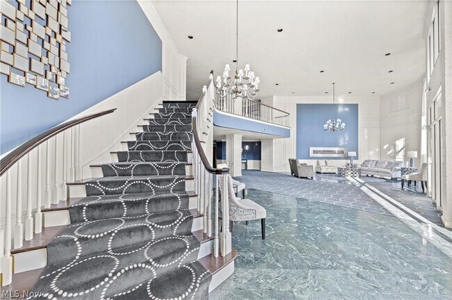 Foto del edificio - 2112 Acacia Park Dr