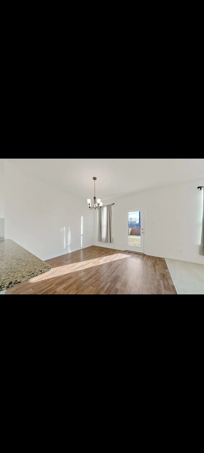 Building Photo - 3218 Comanche Crossing