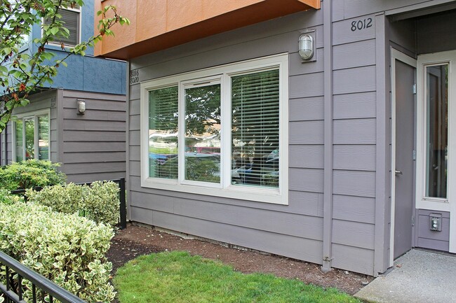 Building Photo - St John's Gem!!! Spacious 1 Bedroom Condo ...