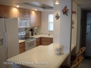 Building Photo - 633 Alhambra Rd