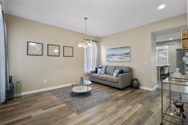 Building Photo - 2729 Barclay Ln