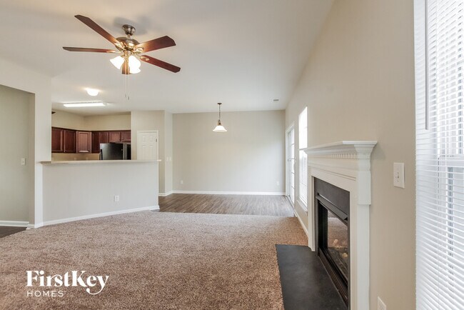 Building Photo - 2022 Bridleside Dr