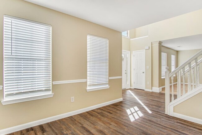 Building Photo - 5822 Wellborn Creek Dr