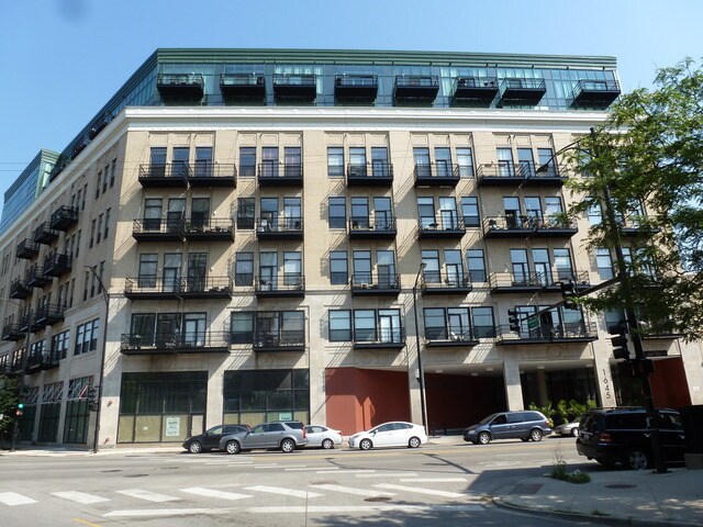 Primary Photo - 1645 W Ogden Ave