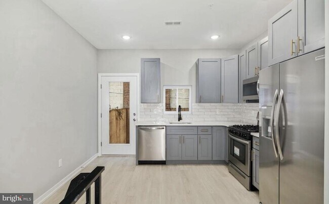 Foto del edificio - 2426 Jasper St