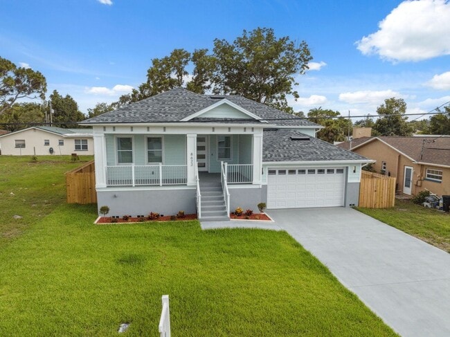 Foto del edificio - 8622 Inwood Dr