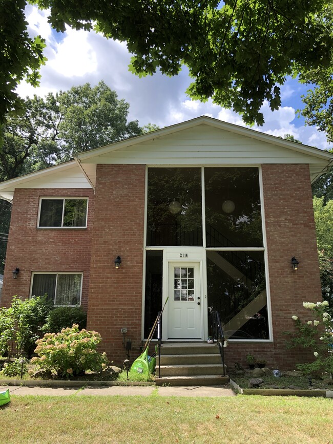 Building Photo - 2114 Highbridge Rd