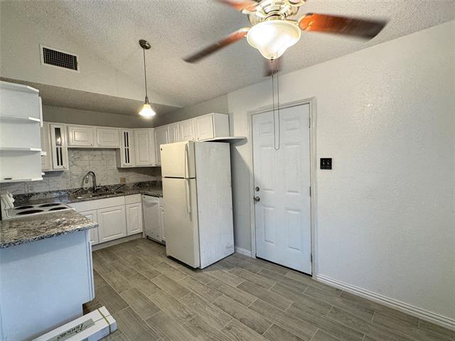 Building Photo - 11331 Golden Triangle Cir
