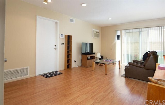 Building Photo - 24211 Barquero Dr