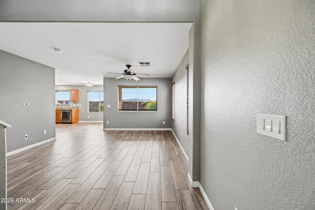Foto del edificio - 27820 N 26th Ave