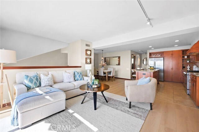 Foto del edificio - 21771 Ocean Vista Dr