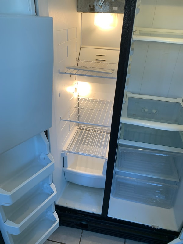 Building Photo - 764 Holiday Ln