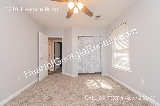 Building Photo - 1210 Johnson Rd