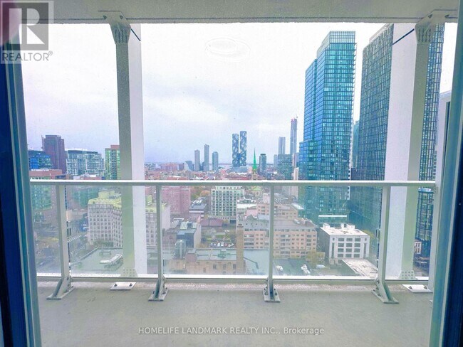 Building Photo - 88 Queen St E