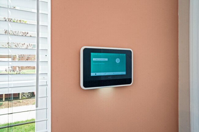 Foto del edificio - 10509 Sally Ride Ln