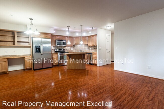 Building Photo - 2 br, 2 bath House - 13511 97th Ave E, #204