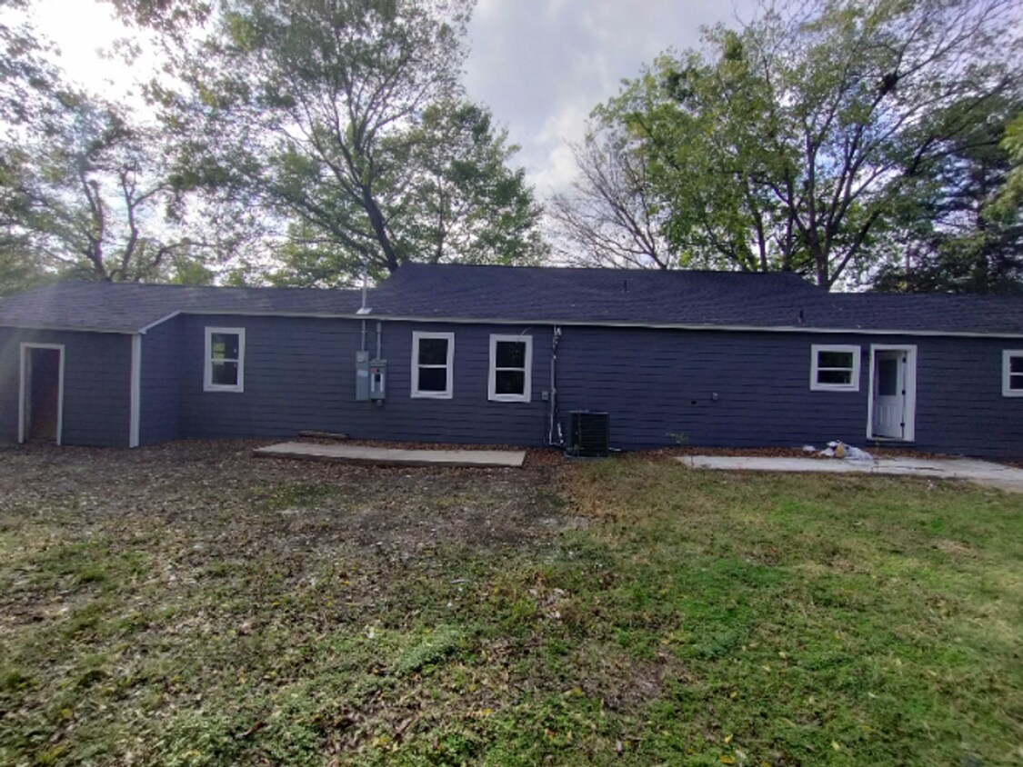 Primary Photo - 751 SW 1st St