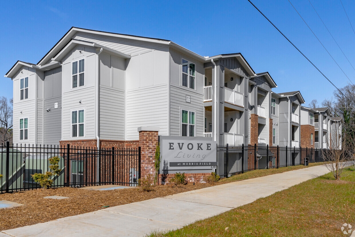 Primary Photo - Evoke Living at Morris Field