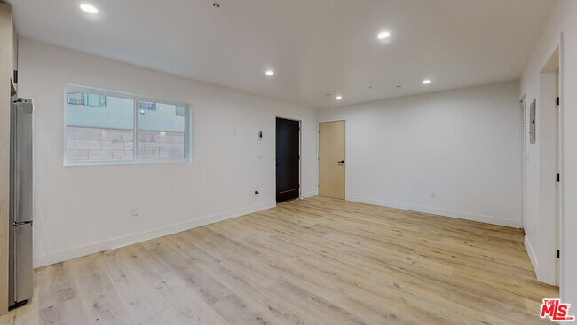 Building Photo - 14655 Erwin St