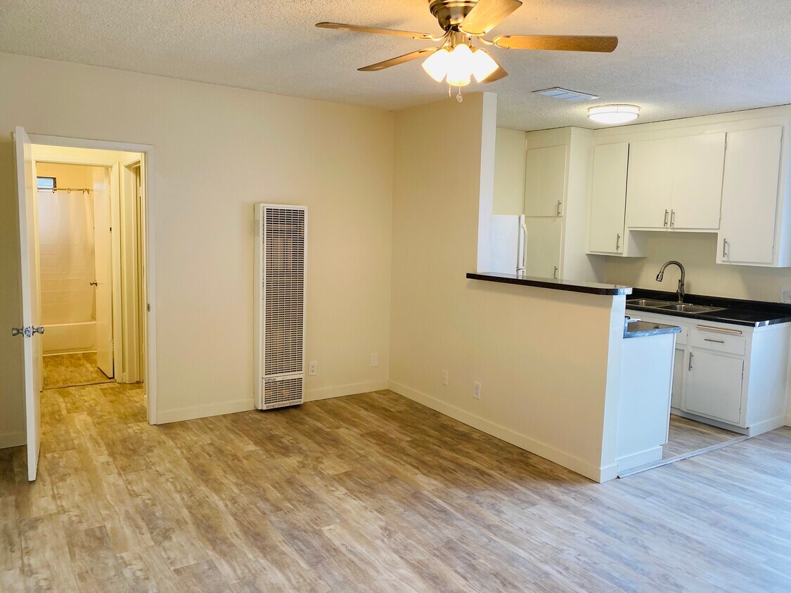 Foto principal - 11311 Charnock Rd