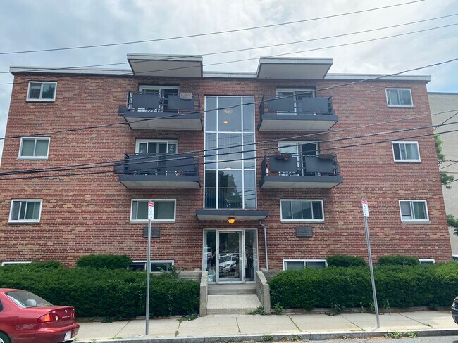 Foto del edificio - 5 Aston Rd