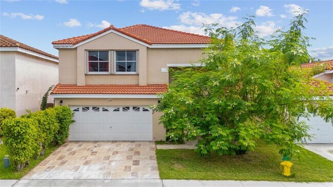 Foto del edificio - 7359 Cypress Dr