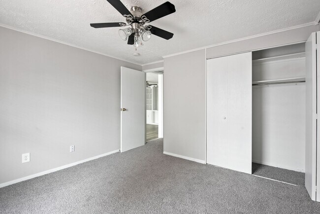 Interior Photo - Independence Village, Reynoldsburg, OH