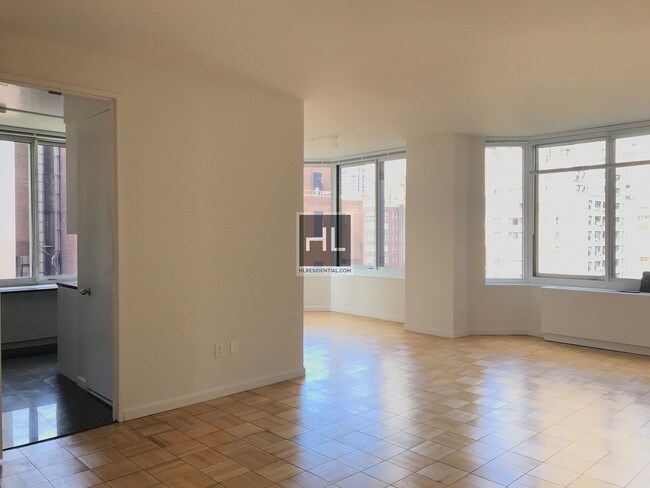 Building Photo - 1 bedroom East 46th Street / 2nd ave -