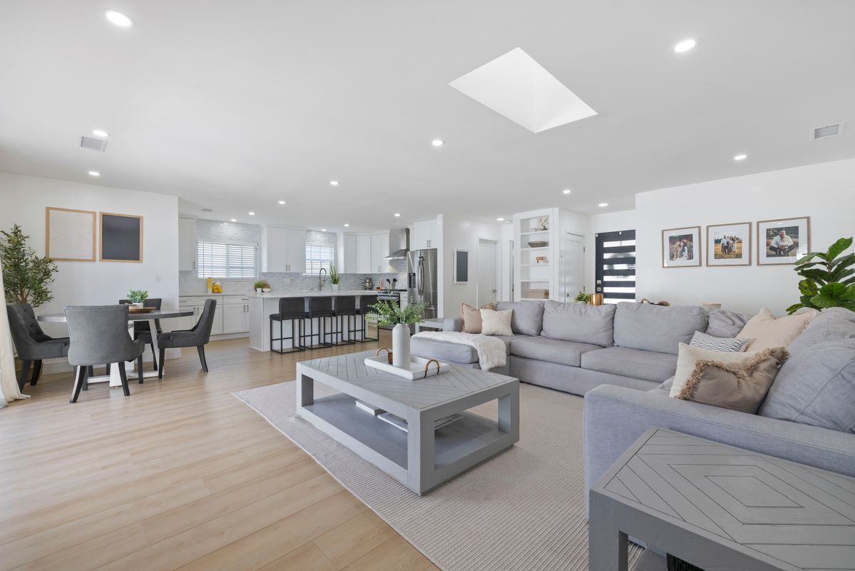 Building Photo - 17155 Bullock St