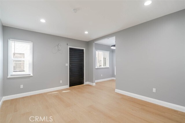 Foto del edificio - 1051 Western Ave