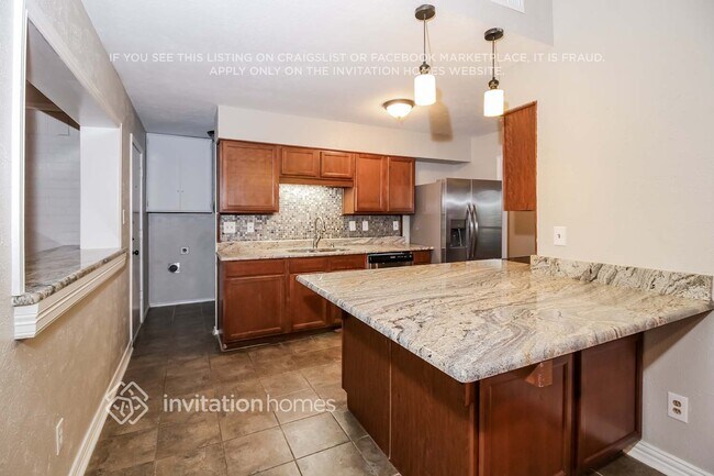 Foto del edificio - 1301 Clearview Dr