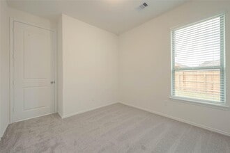 Building Photo - 1343 Vinter Mdws Ln