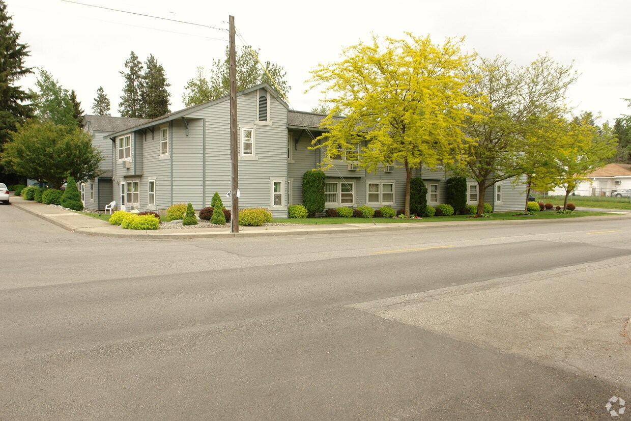 Foto del edificio - Lincoln Way Terrace