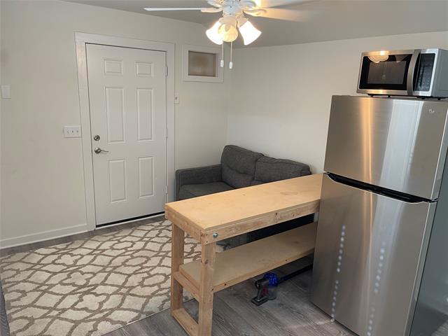 Foto principal - 5617 Birchman Ave