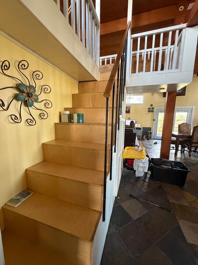 Stairs - 2275 W FM 738