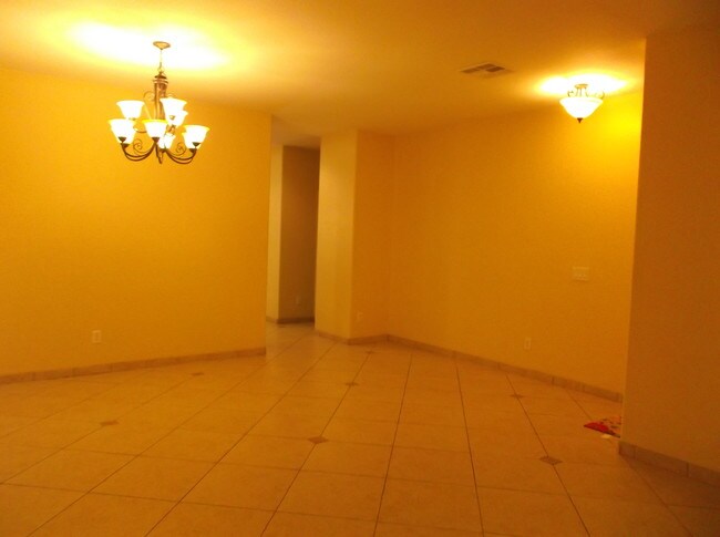 Foto del edificio - 12145 W Jessie Ct