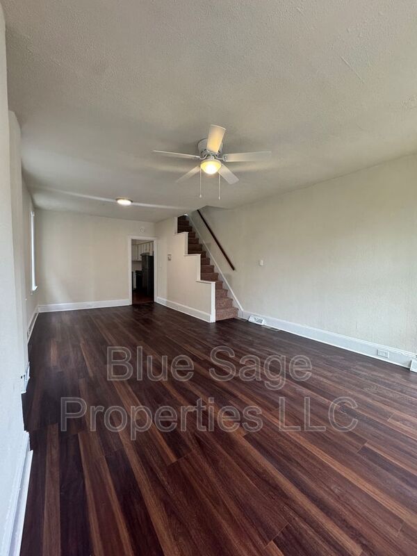 Photo - 758 Saville Ave Townhome