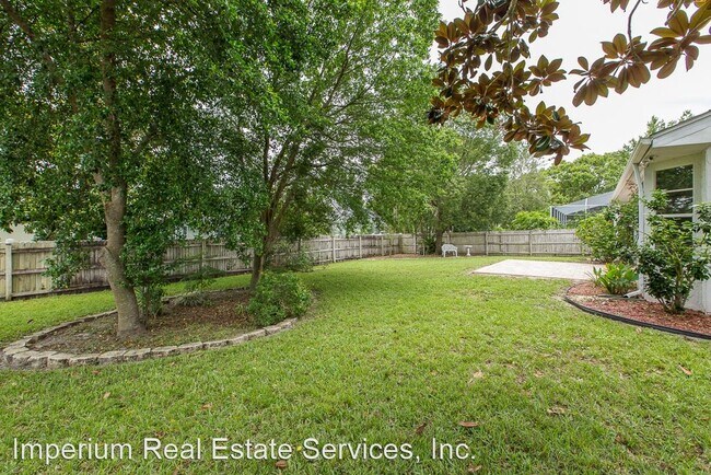 Building Photo - 3 br, 2 bath House - 1246 Lansing Dr