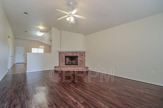 Building Photo - 6546 93rd St