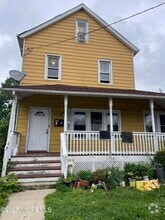 Building Photo - 61 Lippincott Ave
