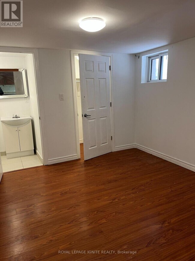 Building Photo - 11 Flerimac Rd