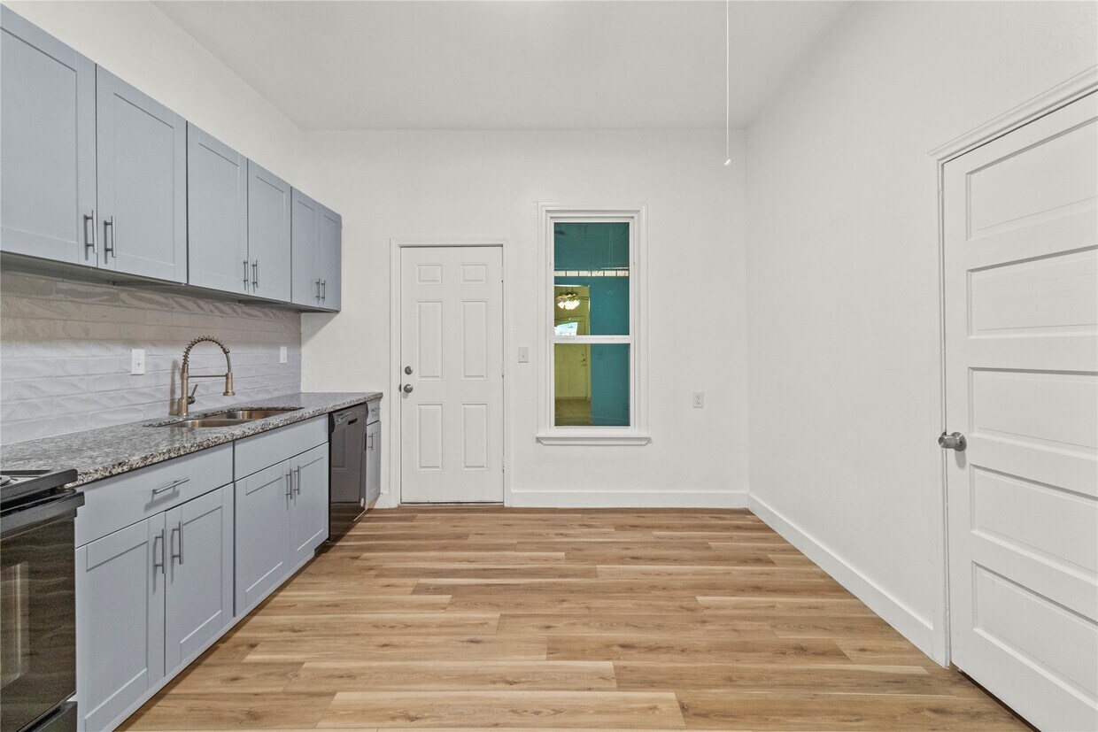 Foto del edificio - 436 E Peach St