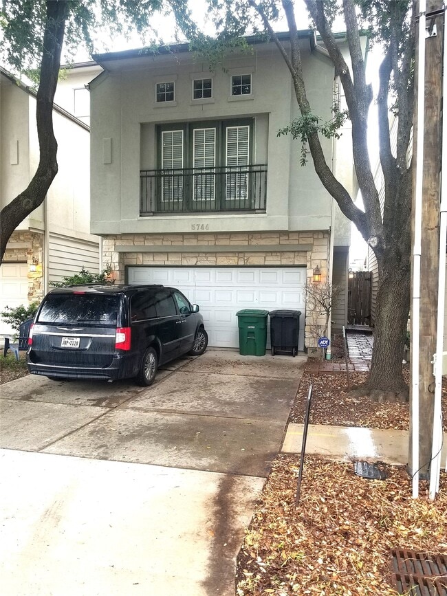 Building Photo - 5744 Kiam St