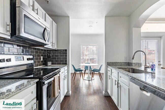 Foto del edificio - 1000 Henderson St